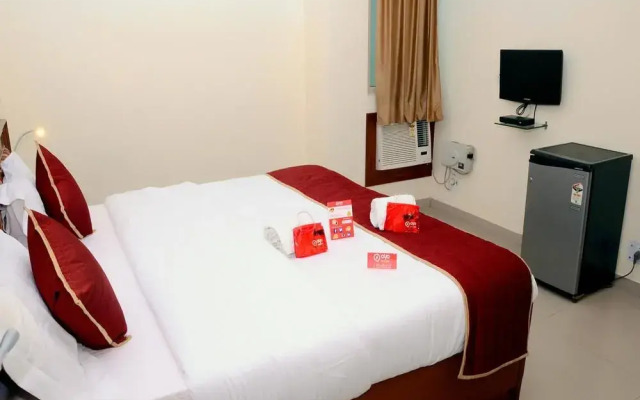 OYO 2031 Hotel Sunshine Inn