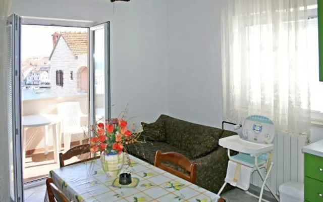 Nikša - 10 m From Beach - A2 Zeleni
