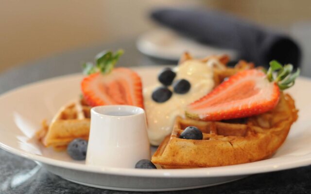 The Admiral, Downtown Historic District