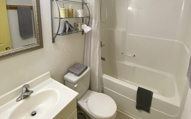 Williston Lake Resort