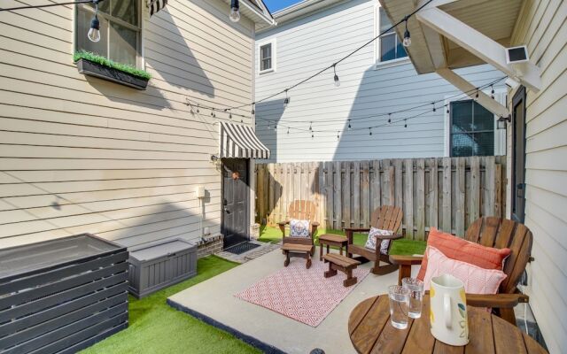 Cozy Savannah Vacation Rental w/ Fenced Courtyard!