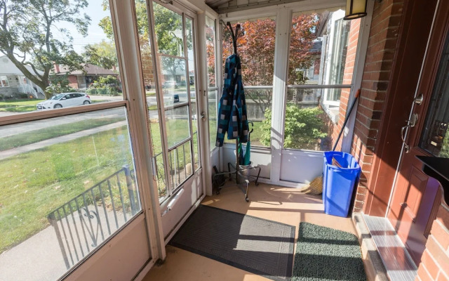 Applewood Suites - Sherway Gardens