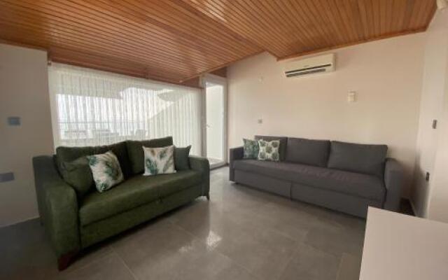 Seaside Apart Hotel