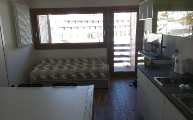 Cielo Alto Studio Apartment