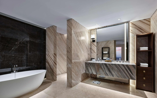 DoubleTree by Hilton Baoding