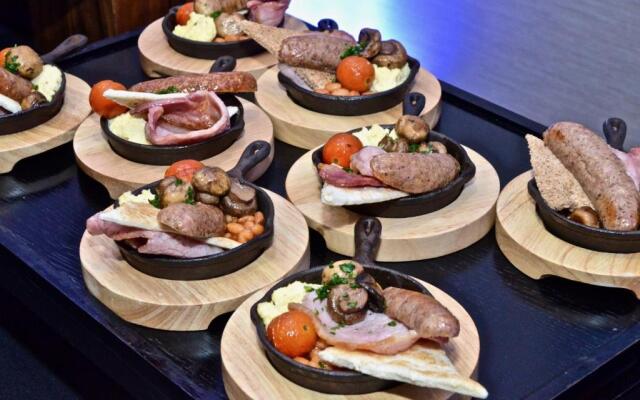 Crowne Plaza Stratford Upon Avon by IHG