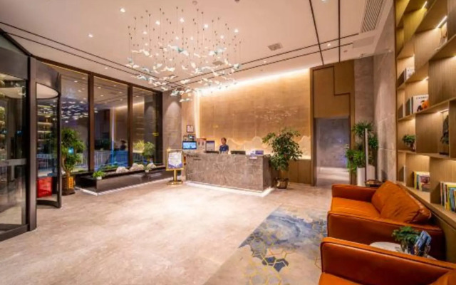 Lanhai Longyue Hotel