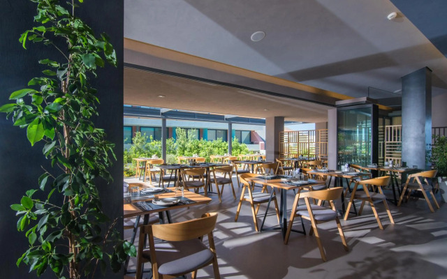 Corissia Harmony Hotel