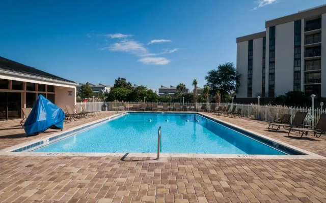 Enclave Condo 701a by Destin Getaways