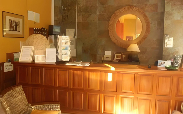 Apartamentos Lindomar