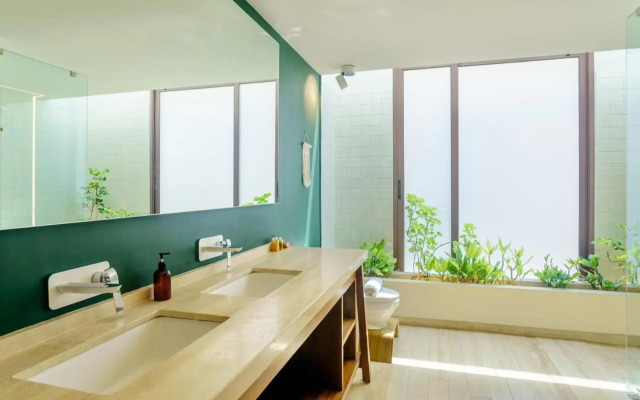 403 Stunning rooftop apartment for couples w/private pool