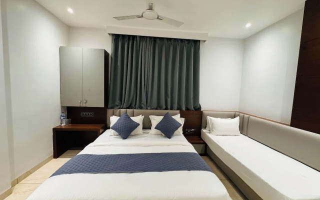 Hotel Rajdev INN