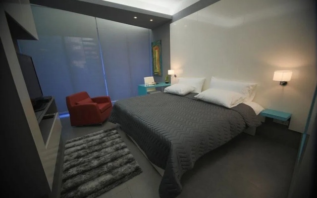 Hotel Unit For Living