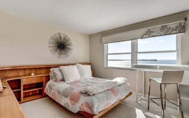 Eagle Cay Building 5-602