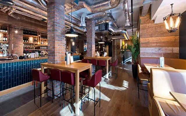 Premier Inn London Wimbledon - Broadway