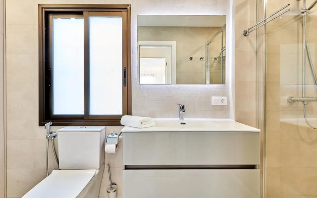 Windsor Apartment