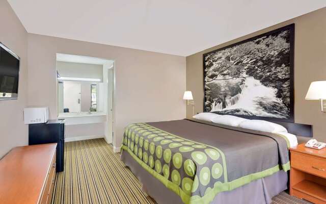 Super 8 by Wyndham Athens