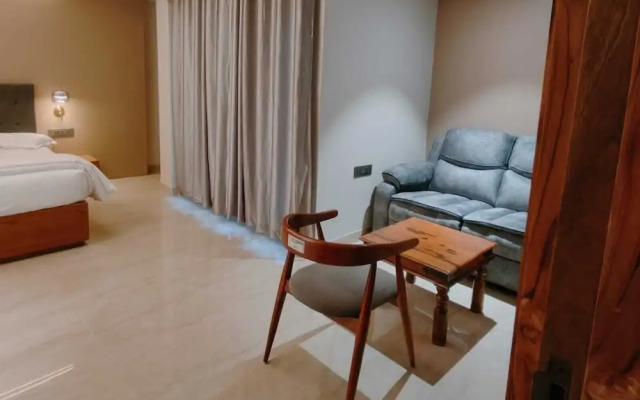 Sakthi Holiday's Inn