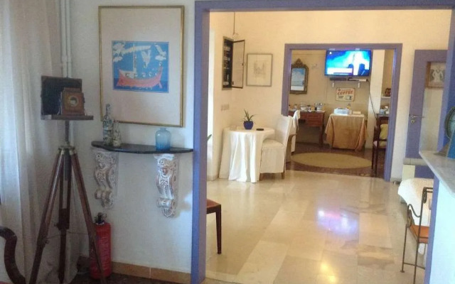Hotel Akrotiri