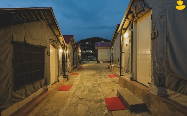 LivingStone Eco Resort