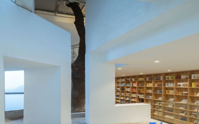 There is a Starlight Mountain B&B outside Chongqing