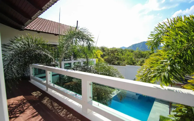 Resona Pool Villa by Aonanta Group