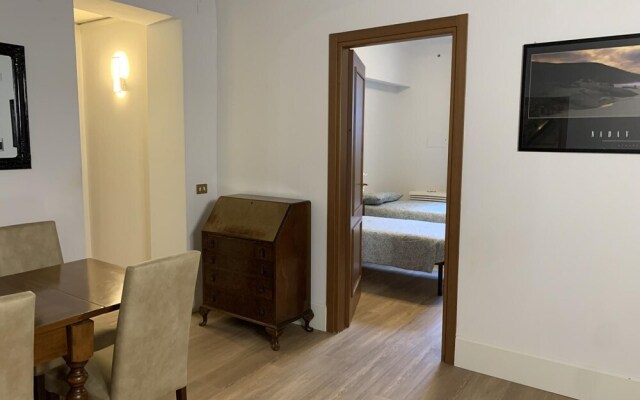 Ginori B in Firenze With 3 Bedrooms and 2 Bathrooms