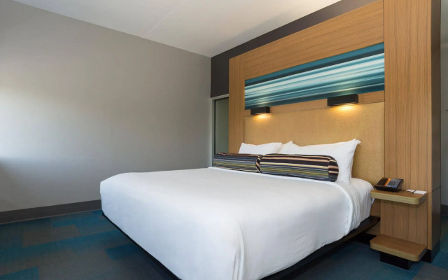 Aloft Charleston Airport & Convention Center