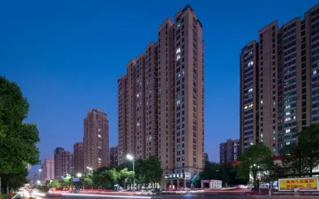 Yichen Hotel