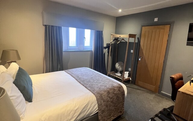 The New Hobbit Hotel Rooms