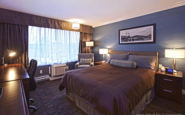 Sandman Hotel & Suites Kelowna