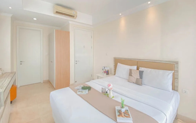 Stunning and Comfy 2BR Apartment at Menteng Park