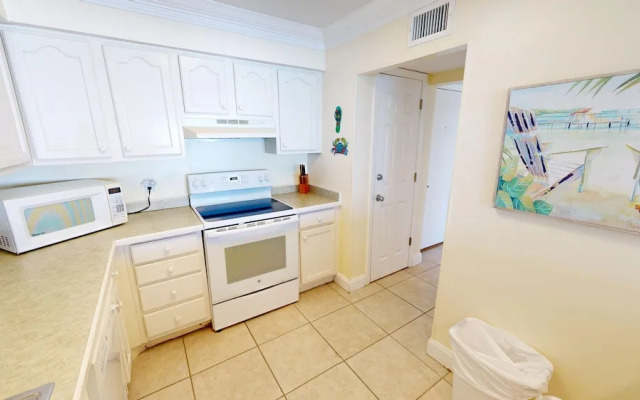 Beach House 602a 2 Bedroom Condo