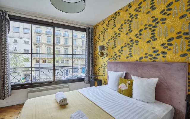 Superb 3 Bedroom Flat in the Center of Paris