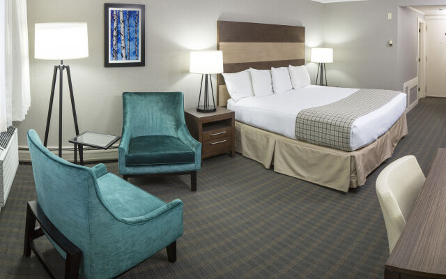 Bluebird Cady Hill Lodge