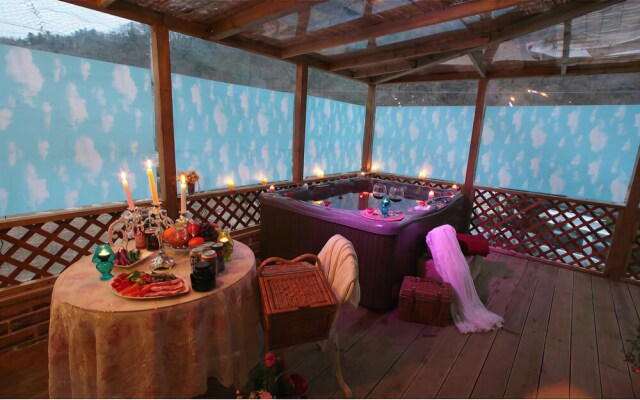 Rainbow Village Pension