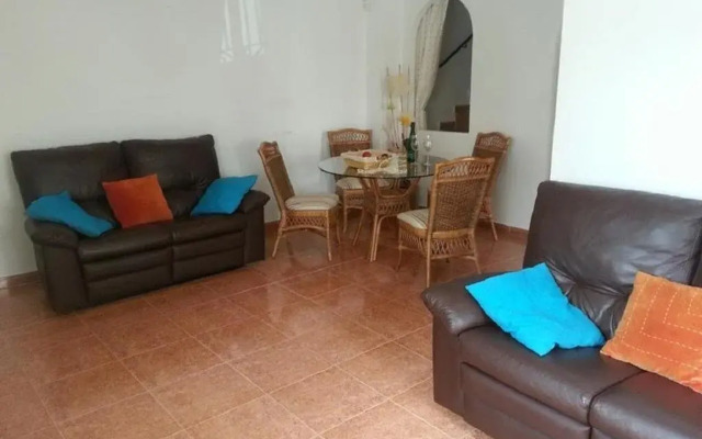 Away Chiang Kham Villa