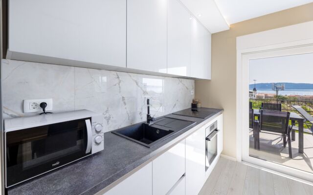 Stunning 2-bed Apartment in Kastela