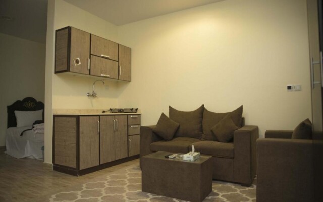 Al Eairy Furnished Apartments Qassim 4