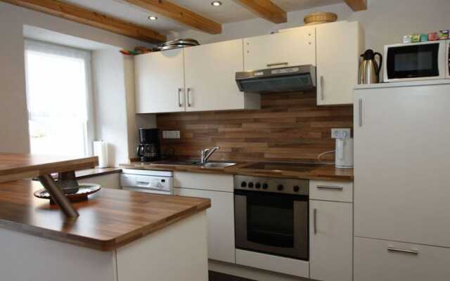 Eifel Farmhouse Comfortable Holiday Residence