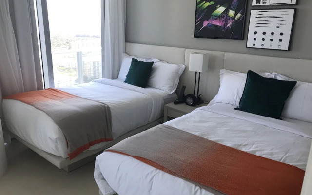 Hyde Resort and Residences, OceanMiami Collection