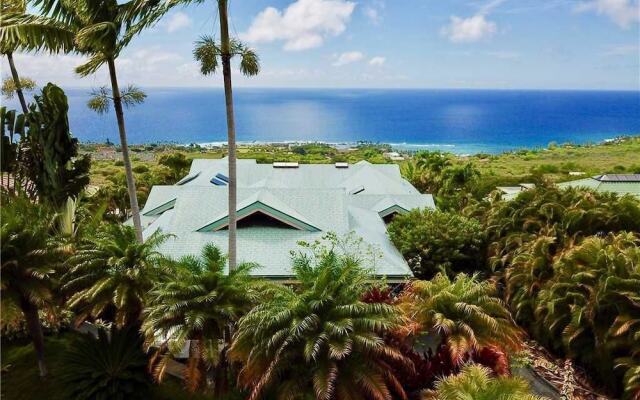 Waterfall House 4 Bedrooms 3.5 Bathrooms Condo