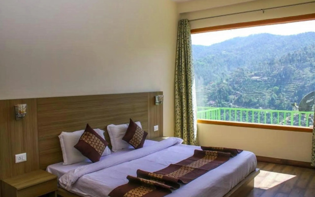 Pristine Mountain Lodge