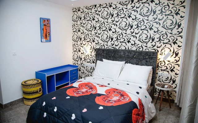 Ark Hotel and Apartments