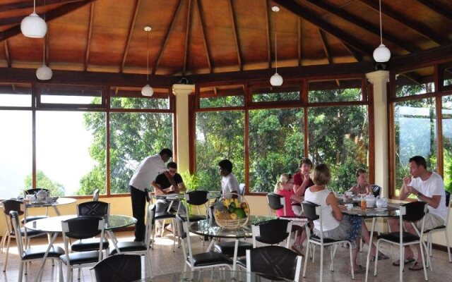 Sky Green Resort