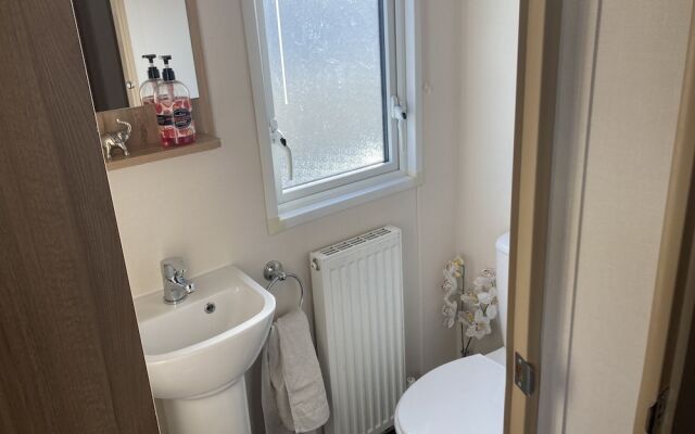 Luxury Pet Friendly Hot Tub Breaks at Tattershall