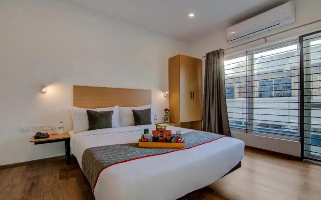 OYO Townhouse 047 Kanakpura Road