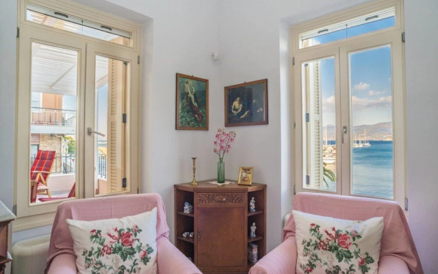 Seafront Own Ouse - Sleeps 6 - 5min Walk To the Beach