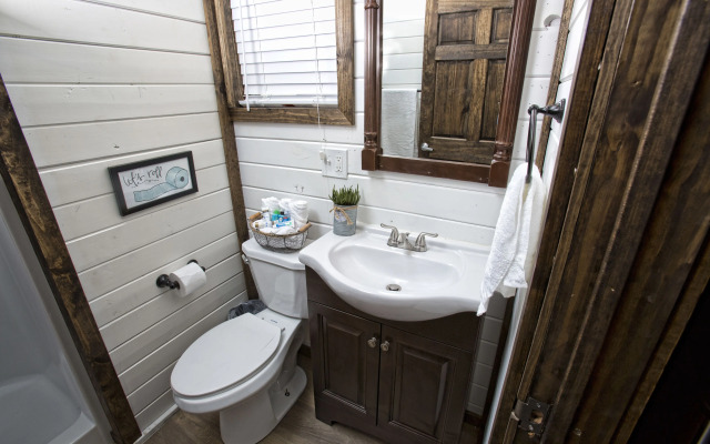 Stateline Cabins & RV