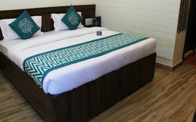 OYO 2749 Hotel Vedas